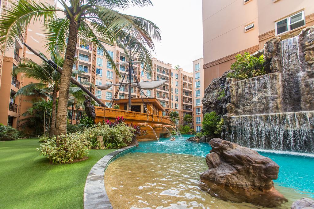 Atlantis Residence Jomtien Exterior foto